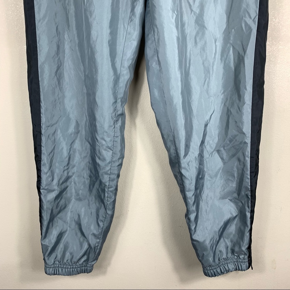 Nike Sportswear Cool Gray and Black Woven Pants - Picture 6 of 8